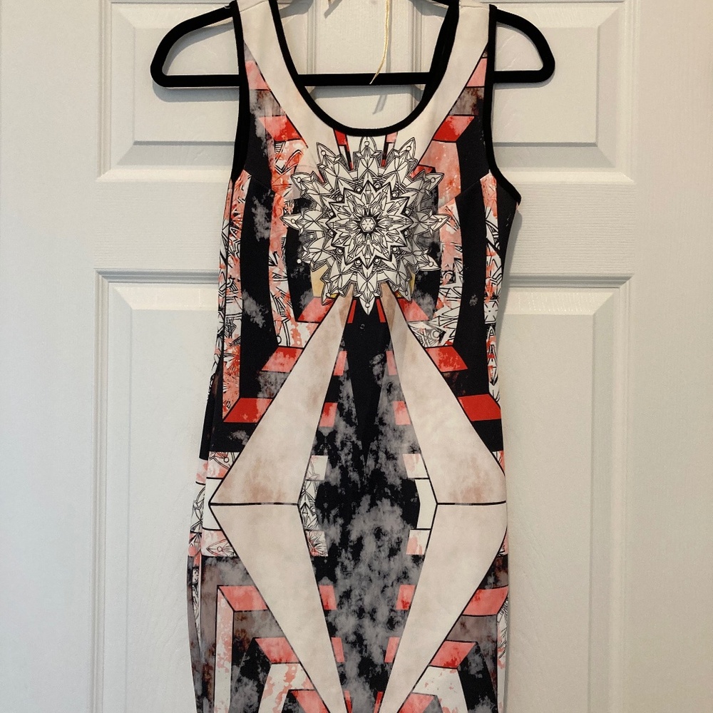 Solemio Los Angeles Sleeveless dress Black cream orange